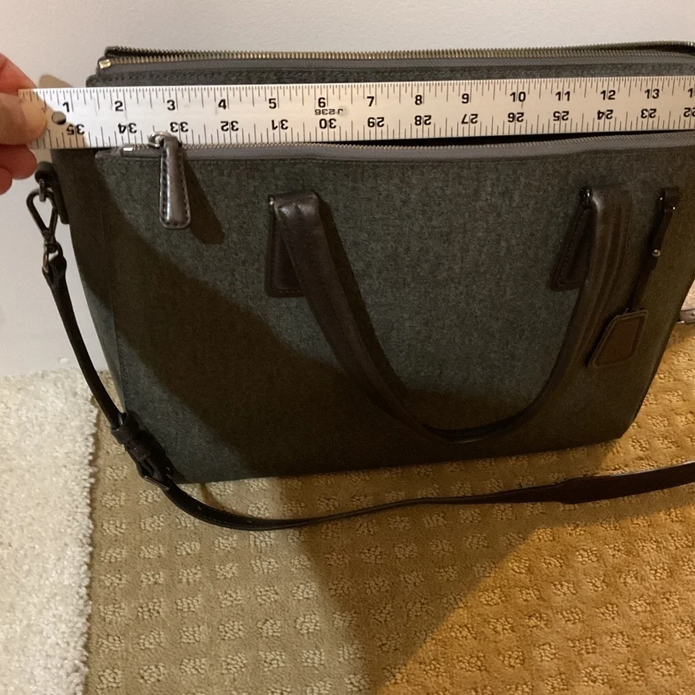Mens Tumi commuter bag rare limited edition